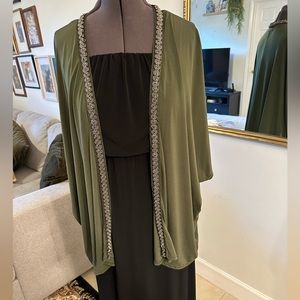 Green Shrug